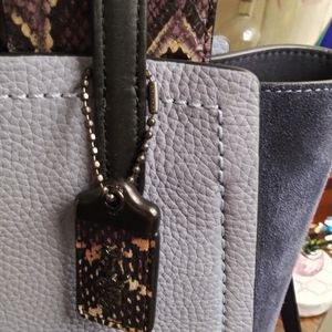 COACH HANDBAG BRAND NEW